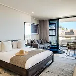 Modern Studio W Views In Cape Town Bantry Condo