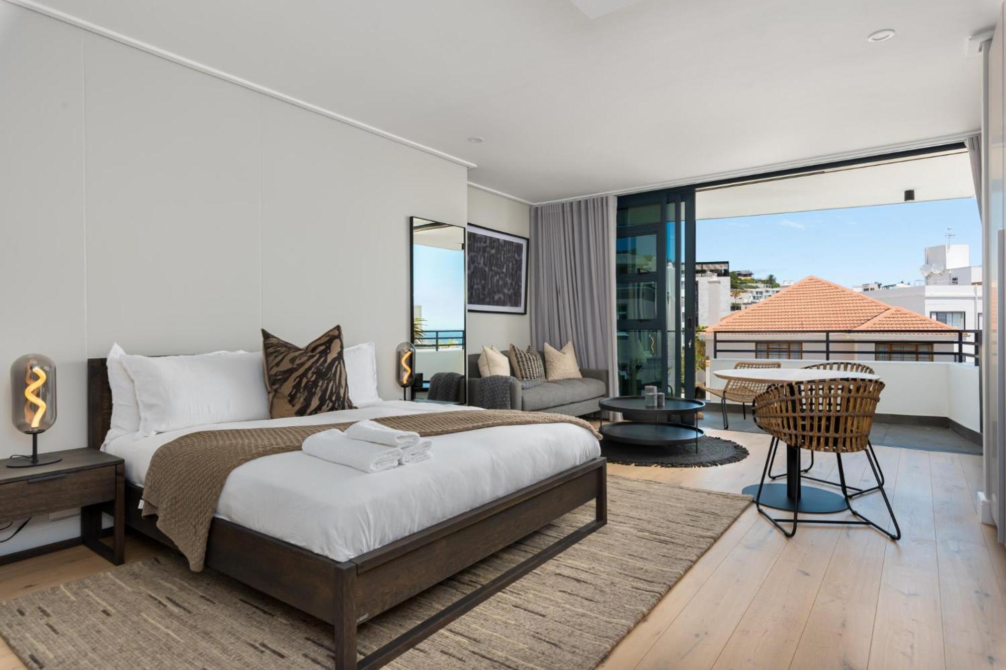 Modern W Views In Bantry Apartment Cape Town