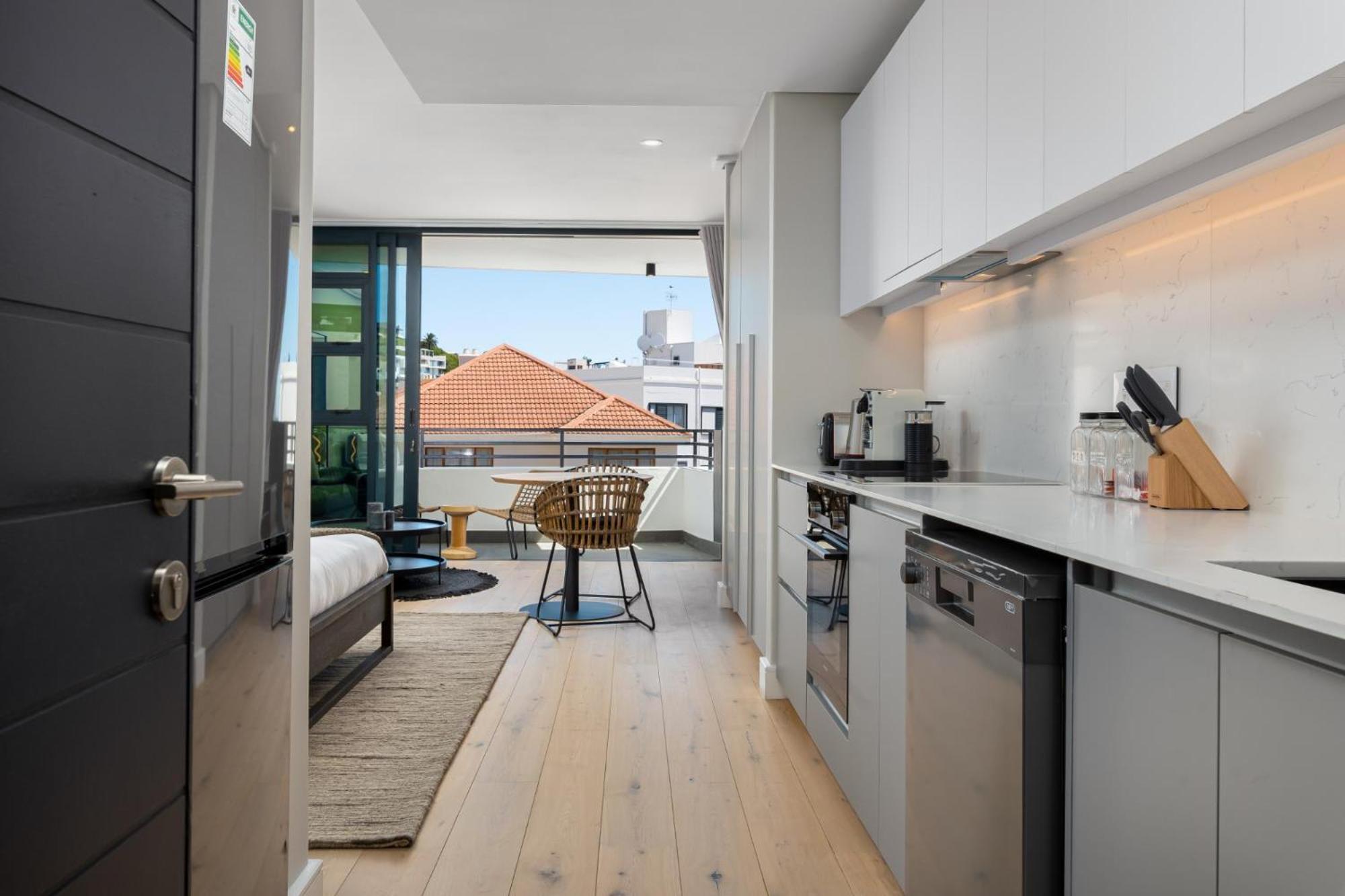 Modern W Views In Bantry * Cape Town