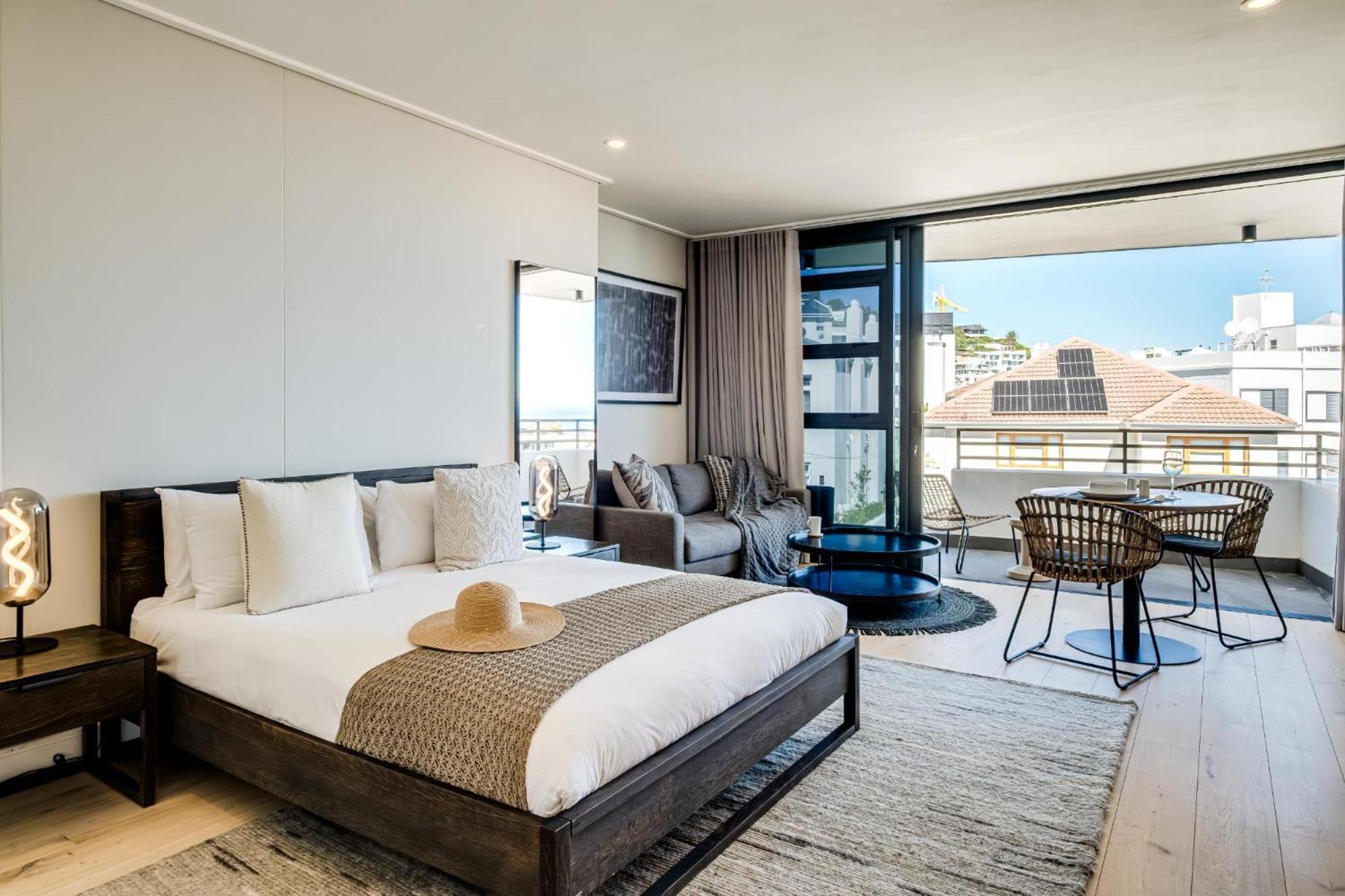 Modern W Views In Bantry Apartment Cape Town